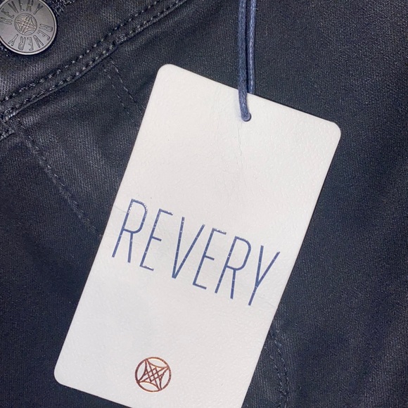 Women’s Jeans - Picture 5 of 8